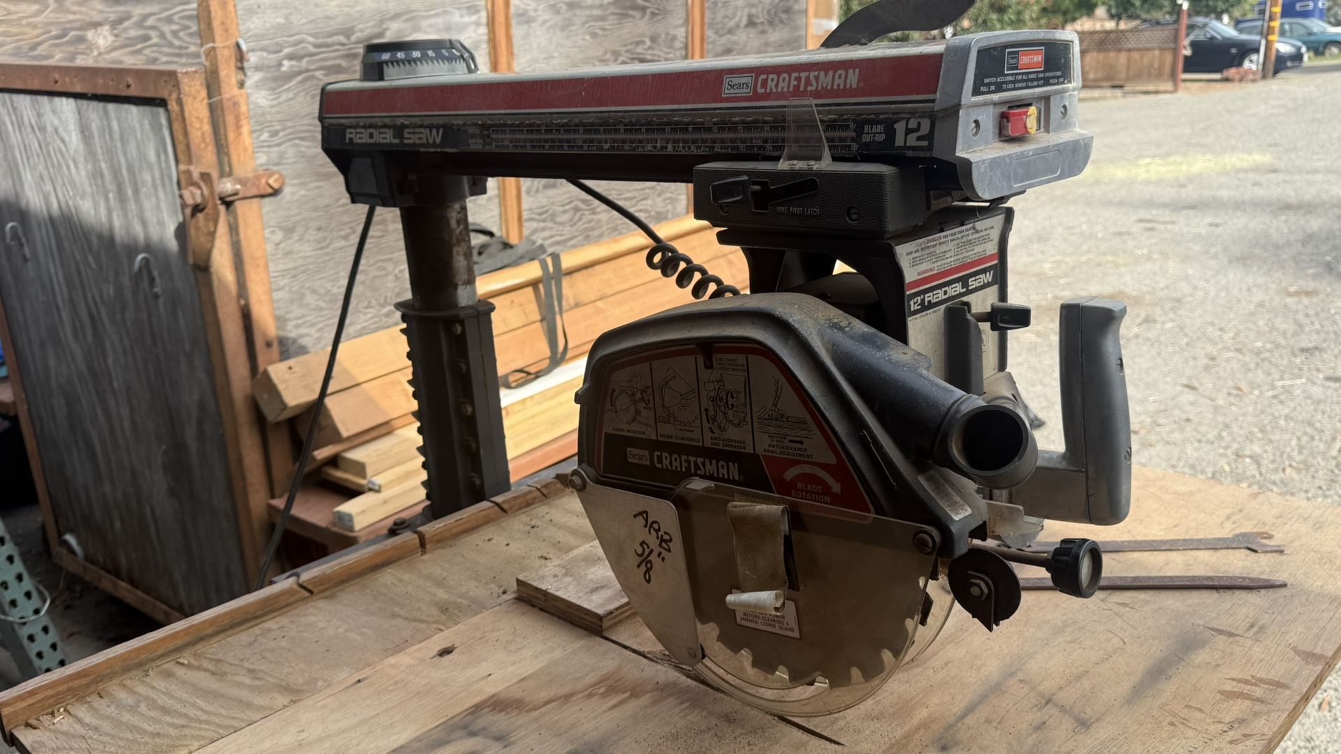 12 Inch Radial Arm Saw