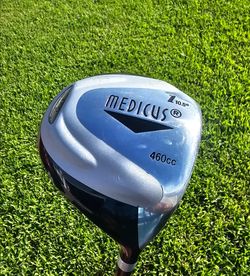 Training Club- Medicus 460cc 10.5° Dual Hinge golf swing training driver Right Hand, Like New.