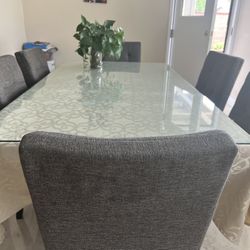 Dining Table With 6 Chairs , 