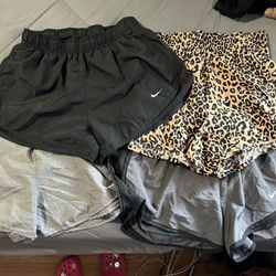 Massive Lot Of Women’s Clothes