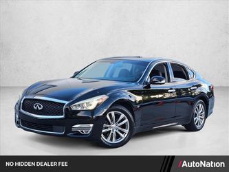 2016 INFINITI Q70