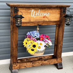 Mother’s Day Welcome Porch Sign With Hanging Planter