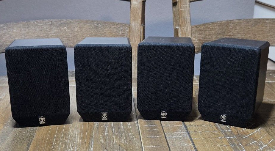 Vintage Yamaha Home Sound System HTR 6130 Amplifier With Yamaha