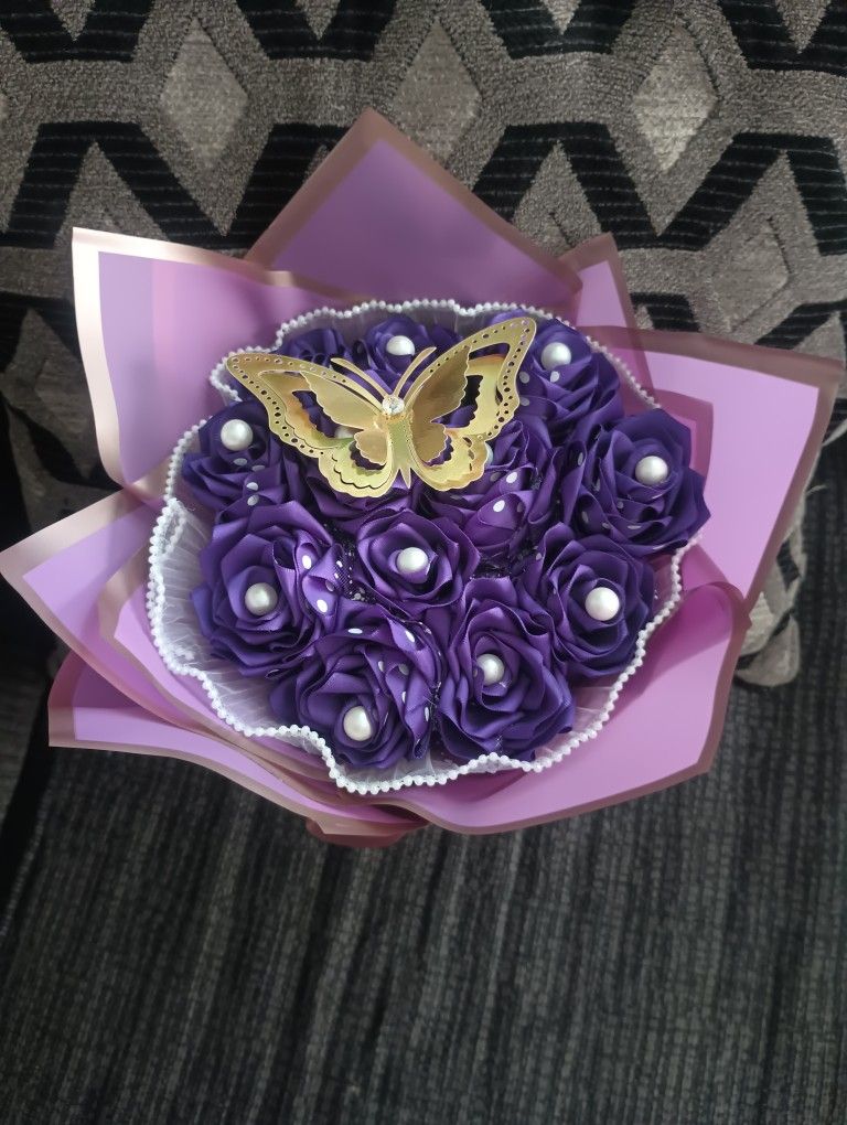 Eternal Rosas Bouquet Hand Made 