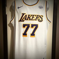 Los Angeles Lakers #77 Luka Doncic White Basketball Jersey - S,M,L,XL,2X