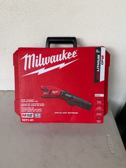📌Milwaukee M12 12V Lithium-Ion Cordless Copper Tubing Cutter Kit with 1.5 Ah Battery, Charger and Hard Case) 👉PRECIO FIRME NO MENOS👉$150