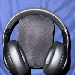 Beats Studio Pro Headphones