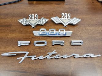 Vintage FORD Futura 289 Cast emblems