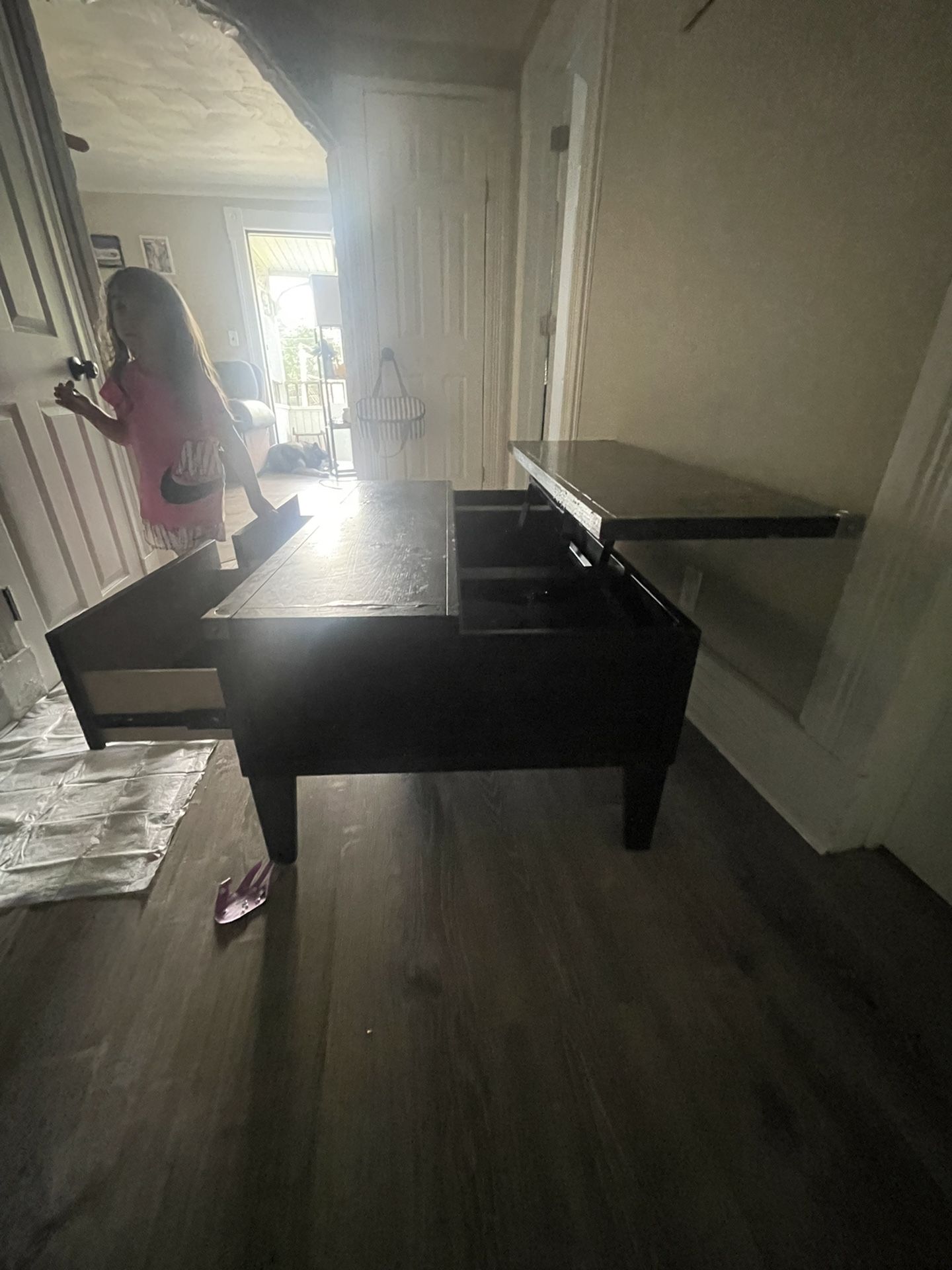 Coffee Table Raise Drawers