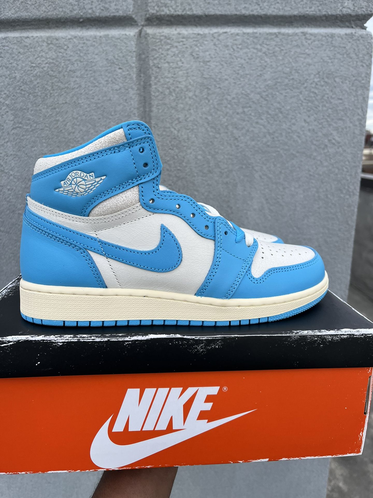 Unreleased Reimagined UNC Jordan 1 Sizes: 6y6.5y7y