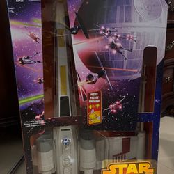 Star Wars Electronic C-Wing Starfighter