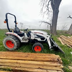  Bobcat Tractor CT2025