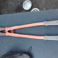 24-in Bolt Cutters