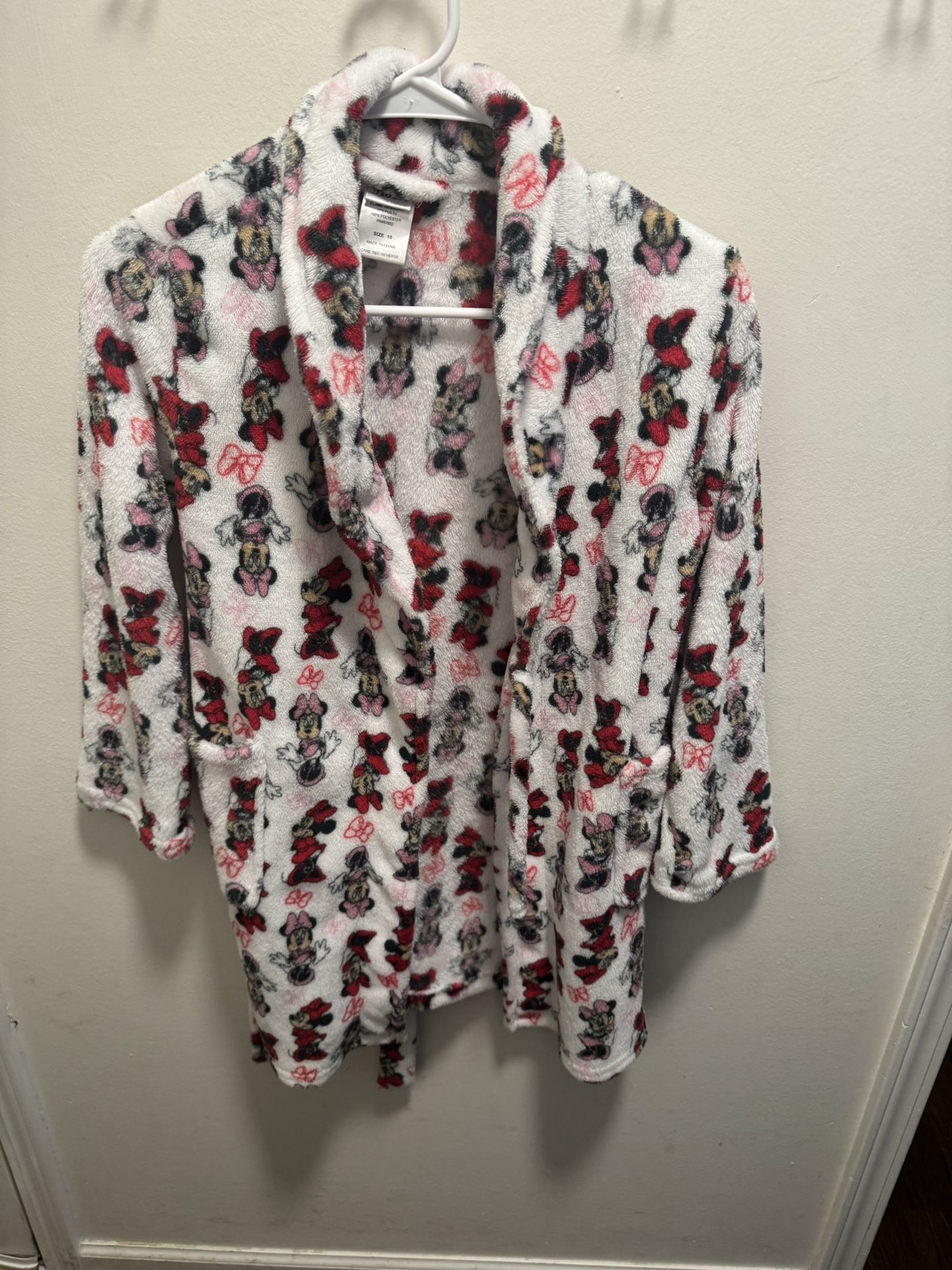 Girls Minnie Mouse Robe, Size 10, Gently Used