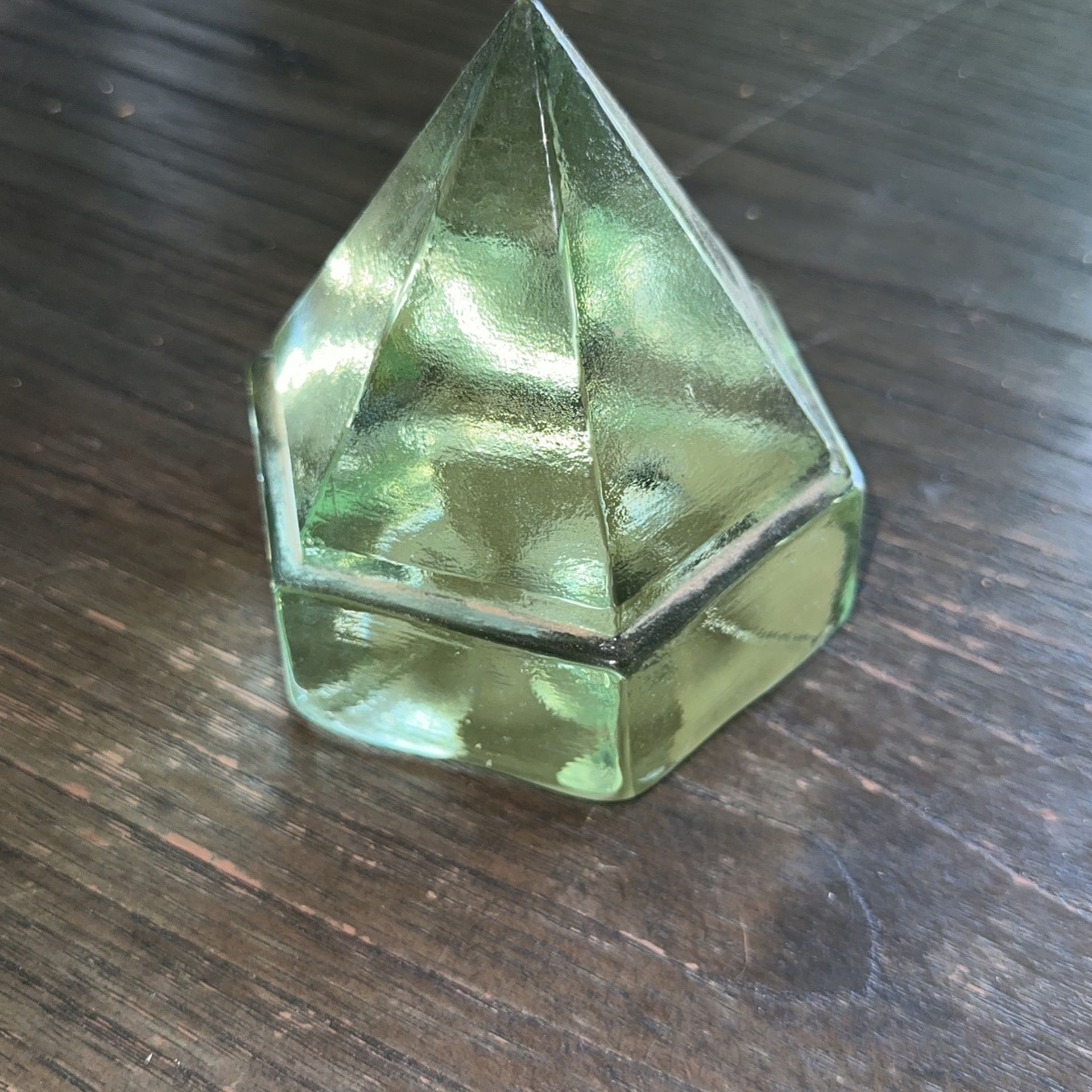 Light Green Ship deck Glass Prism