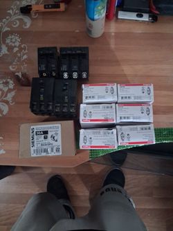 Circuit Breakers and GFCI Outlets Lot