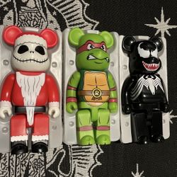 400% Bearbrick Figures 