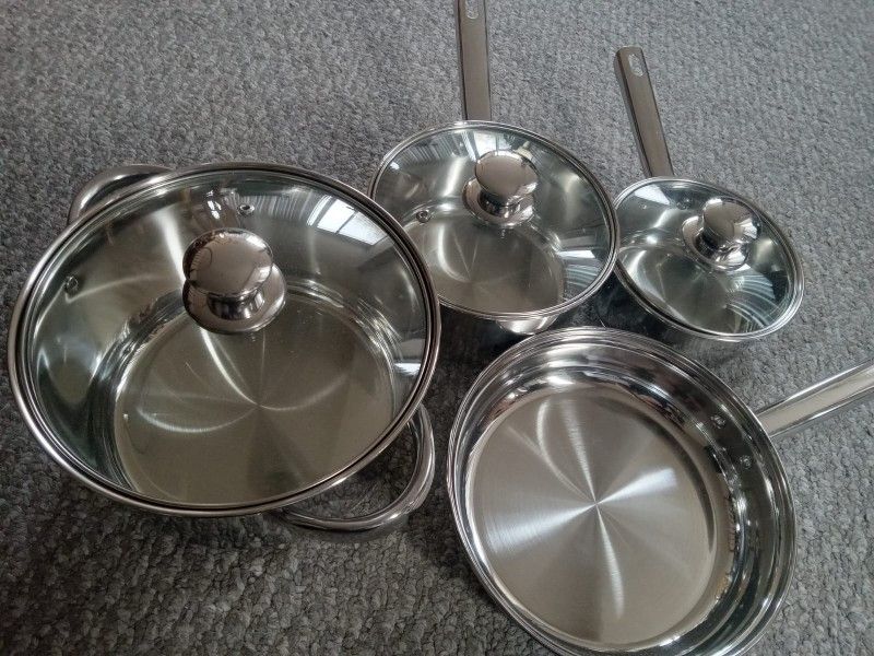 New Stainless Steel Cookwere Set 
