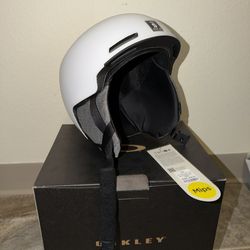 Oakley Mod1 Helmut Small