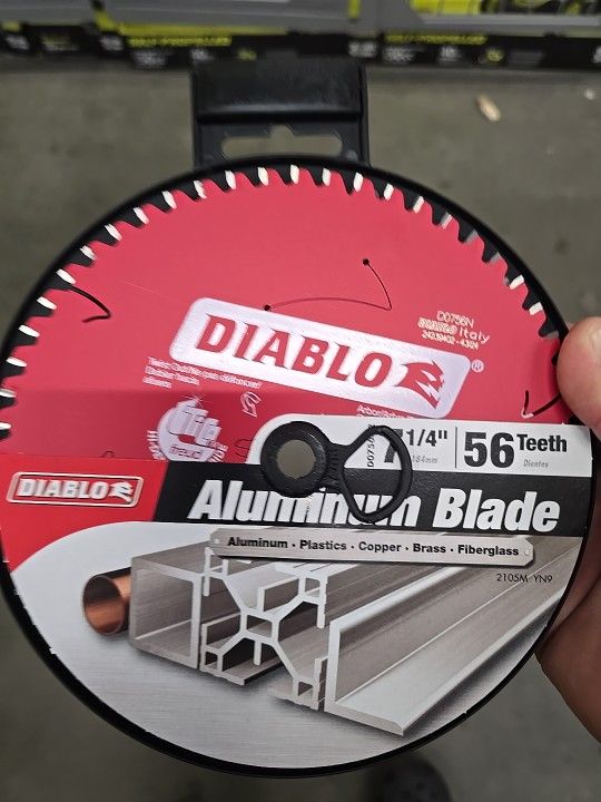 Diablo 7-1/4 56t Saw Blade