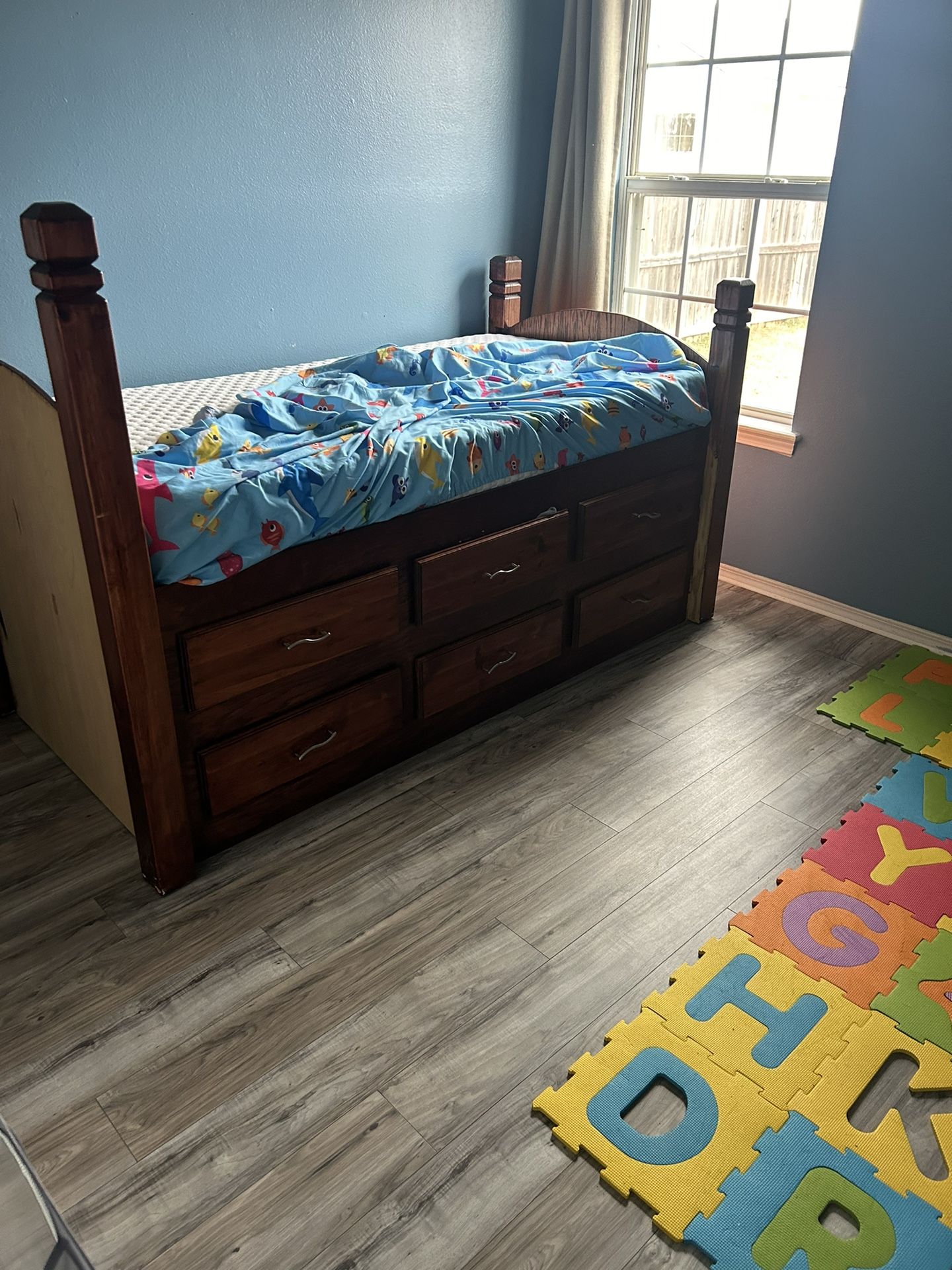 Twin Bed