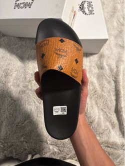 Brown mcm slides