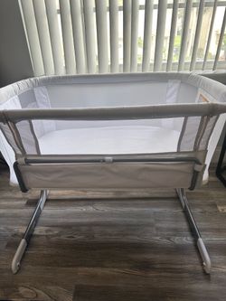 Bassinet & bedside sleeper