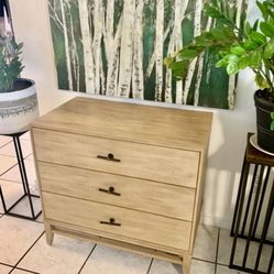 Chest night stand entryway table