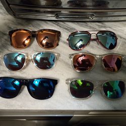 Blenders Sunglasses 🕶 😎 In Good Condition 