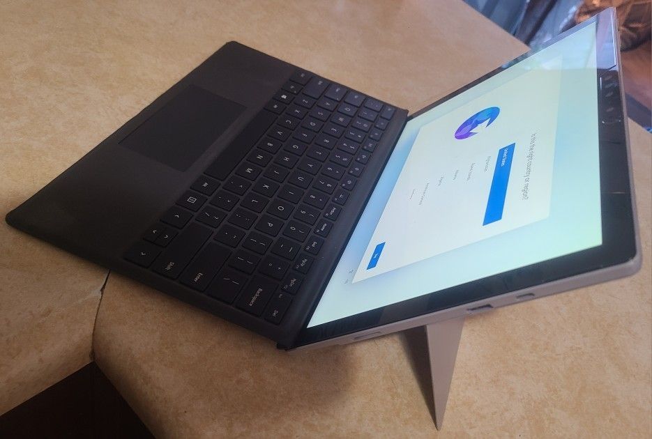 Microsoft Surface Pro 7