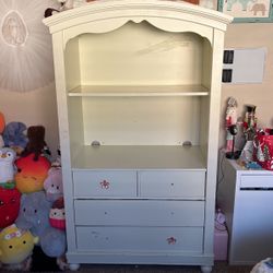 Pottery Barn Dresser 