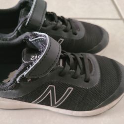 New Balance , BOYS SIZE 1