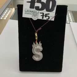 10kt S Diamond Pendant