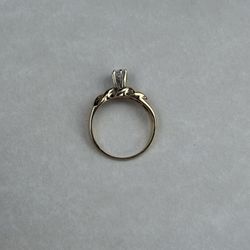 Diamond Engagement Ring 14K Yellow Gold 