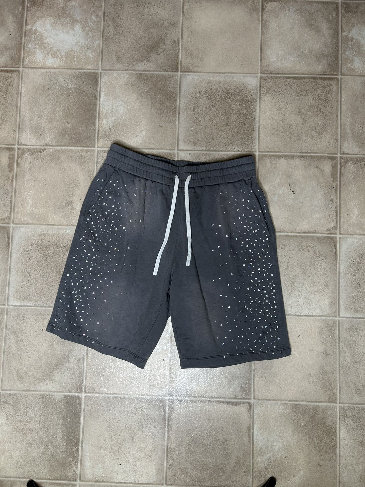 Grey Sweat Shorts With Rhinestone