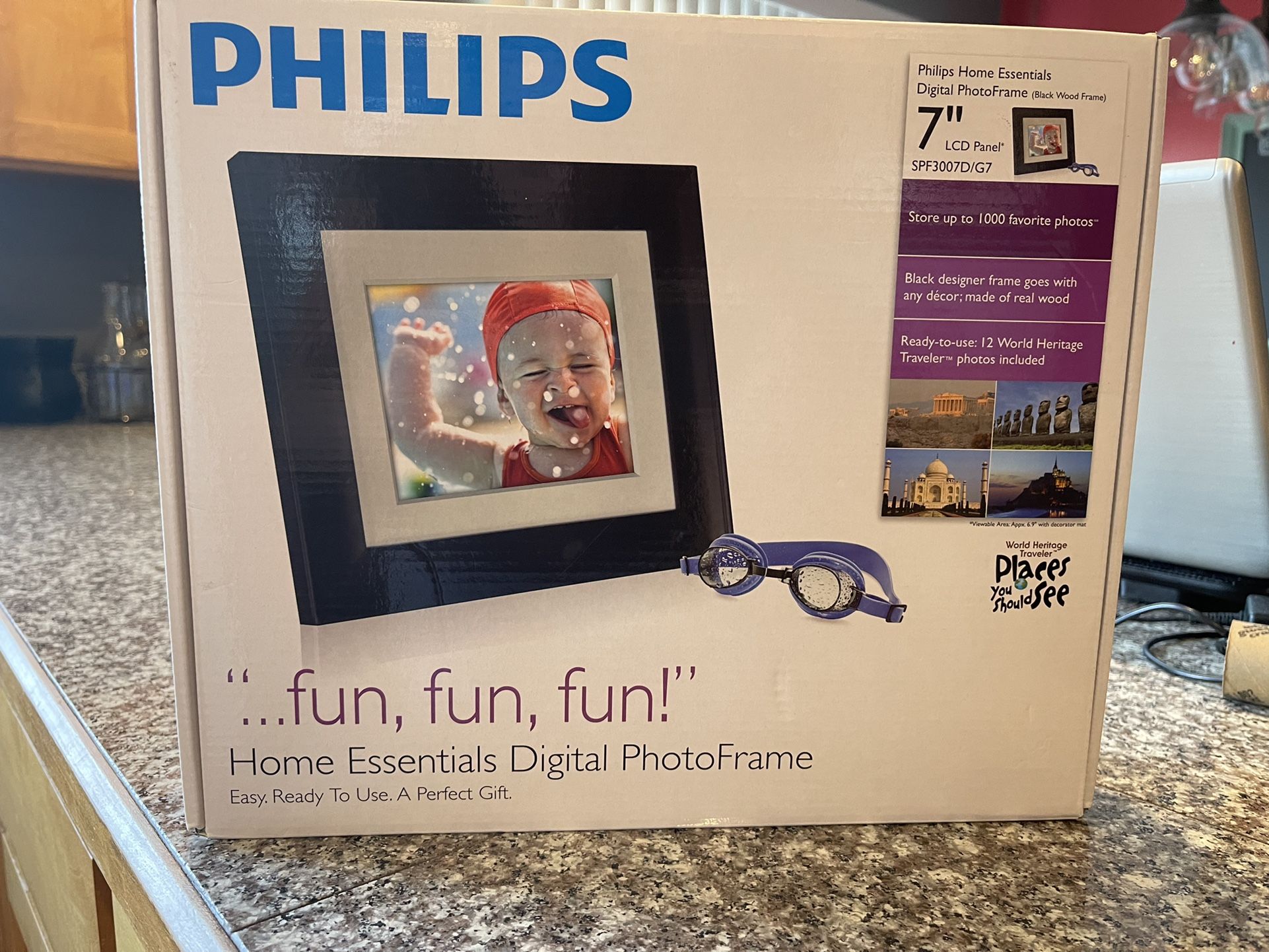 Philips 7" Digital Photo Frame
