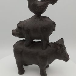 Vintage Cast Iron Animal Stack Of Cow, Pig & Rooster 