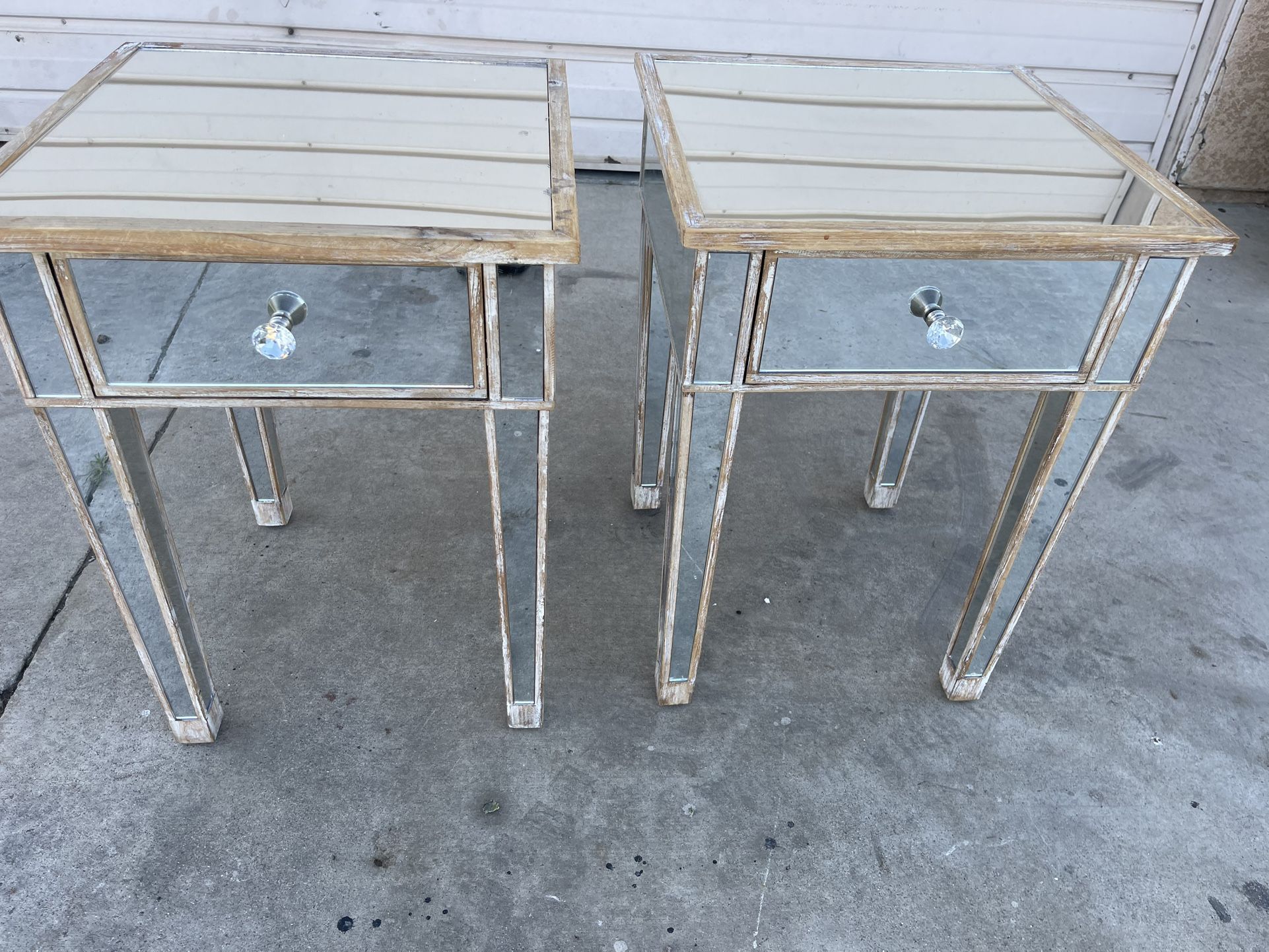 Mesitas End Tables