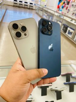 iPhone 15 pro max 256gb unlocked
