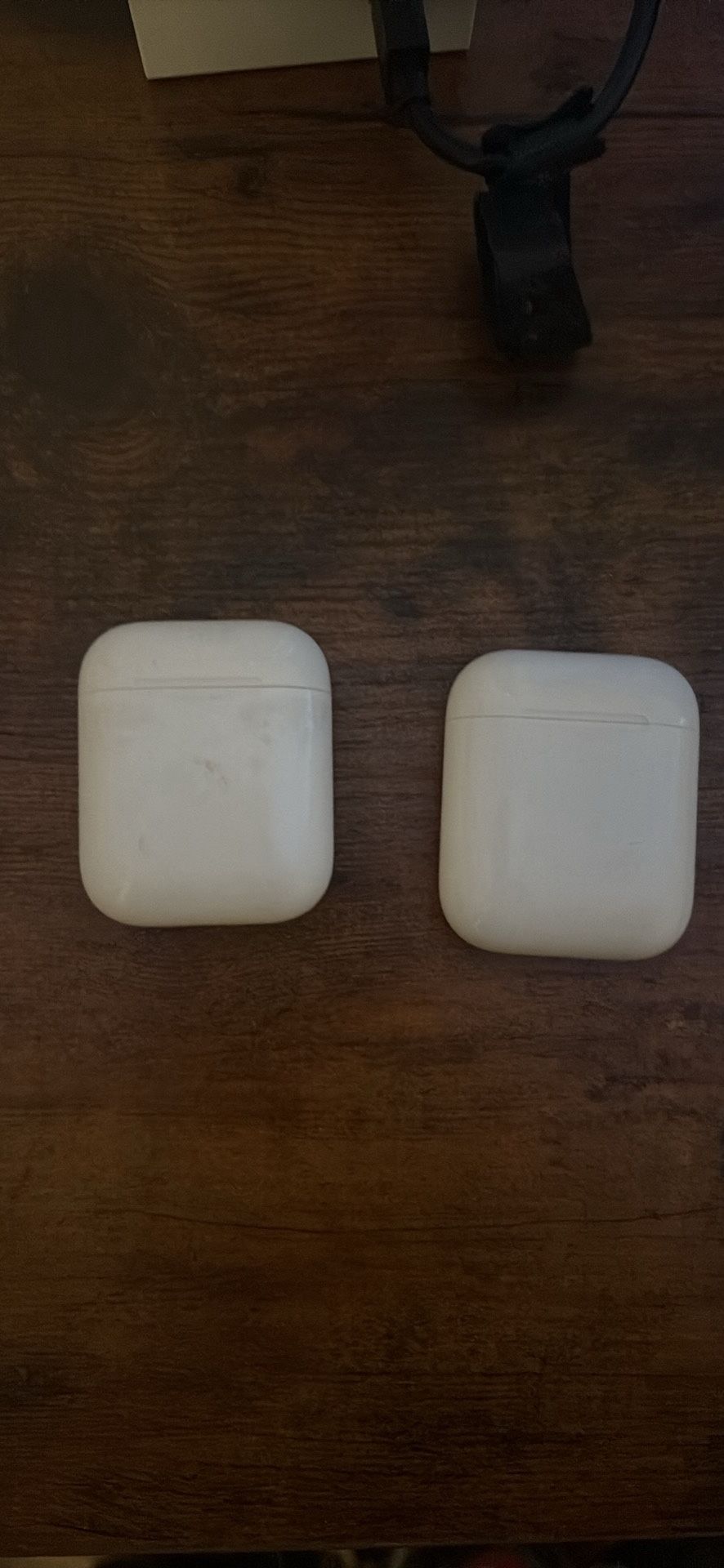 Apple Airpods 2nd Gen (CASE ONLY