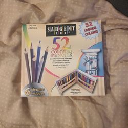 52 Piece Color Pencils