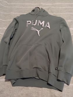 Puma sweater