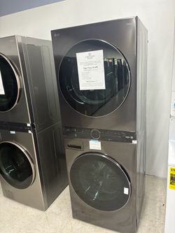 LG ThinQ WashTower Stacked Washer Dryer Unit