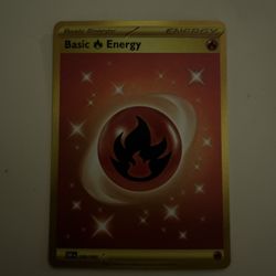 Gold fire energy Pokémon card mint condition