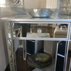 modern, Mirrored, And Silver Large End Table
