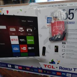 TcL roku TV 55 inch. LED smart TV.