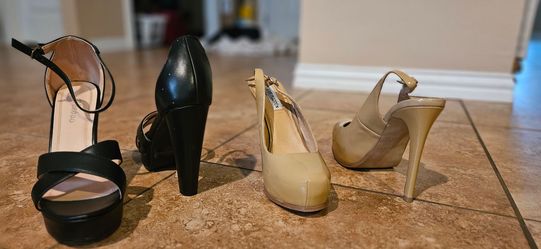 2 pair of heels $12