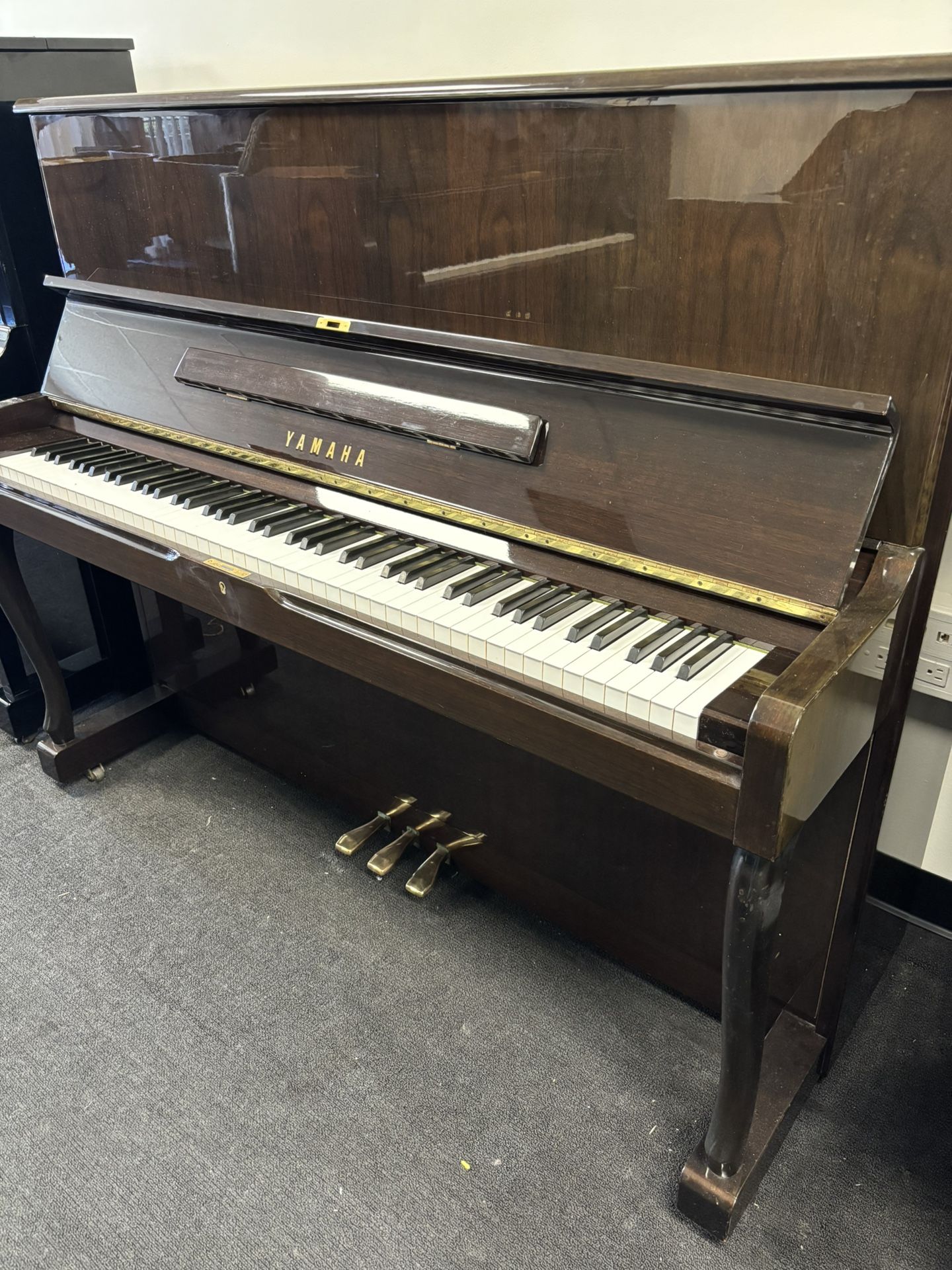PIANO YAMAHA FREE DELIVERY πΉβΌοΈ