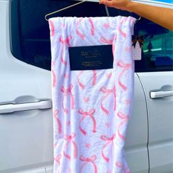 Coquette Bow Blanket