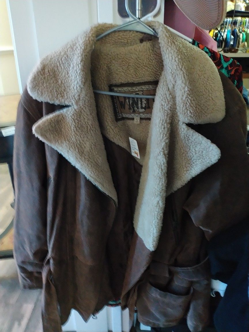 WINLIT SUEDE / LEATHER BOMBER COAT